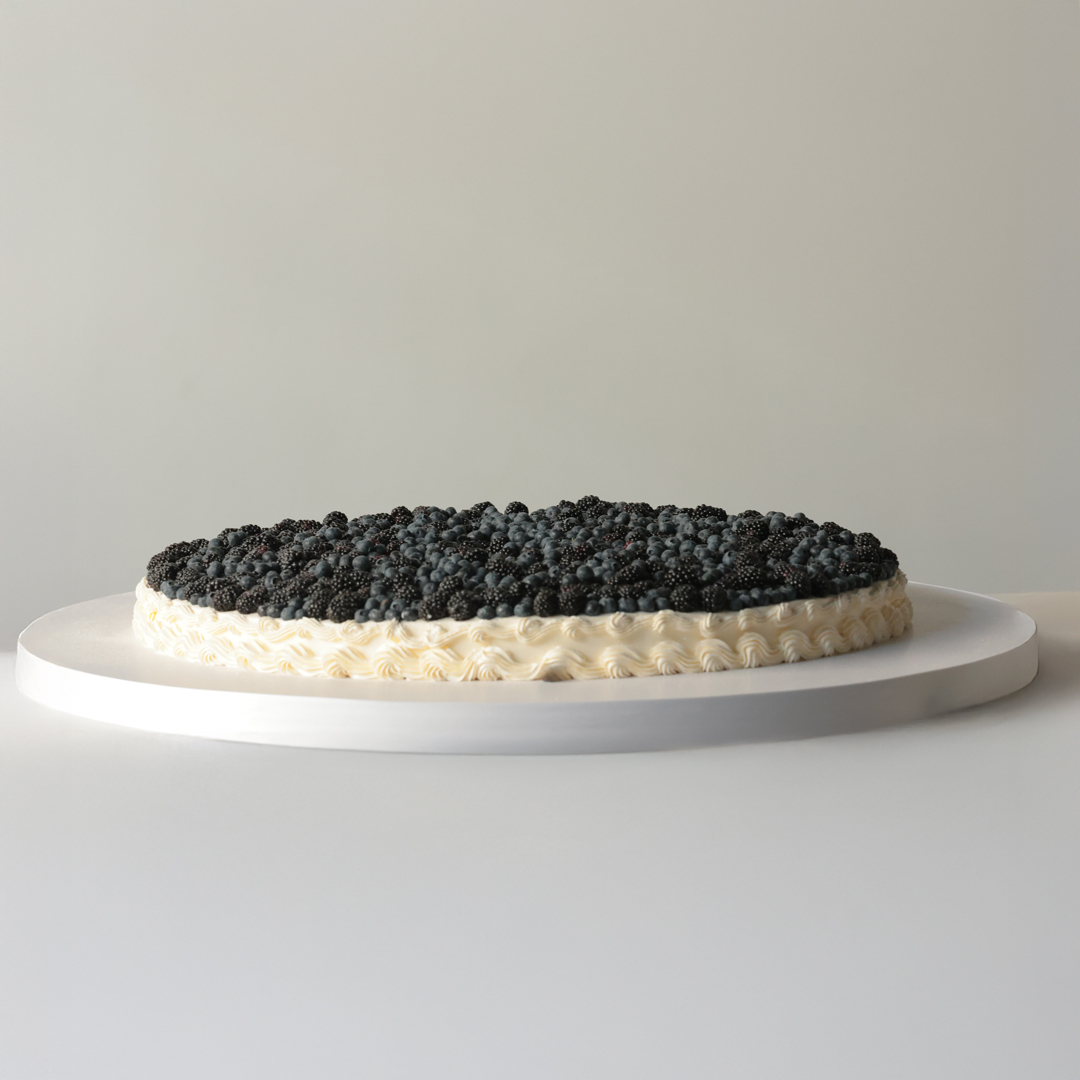 Big Italian pie with ruffles